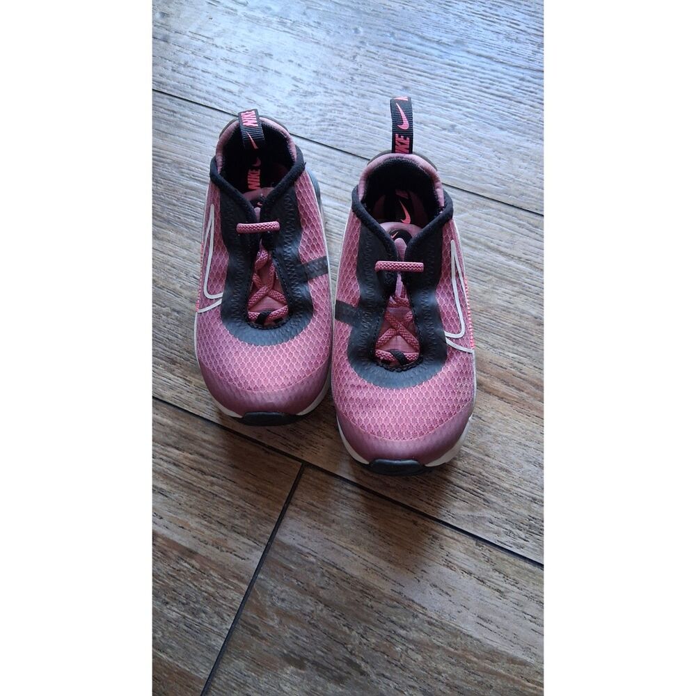 Nike Air Max 2090 Pink Black Kids Shoes Size 8C DB0929-600